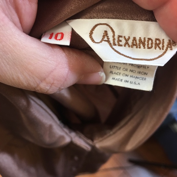 Vintage Sleeveless Button Down Sweater & Blouse - Picture 6 of 8